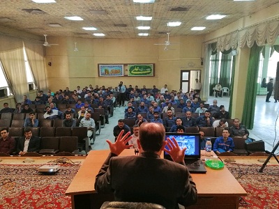 کارگاه آموزشی آشنایی با فرقه های منحرف در نیروگاه رامین اهواز برگزار شد
