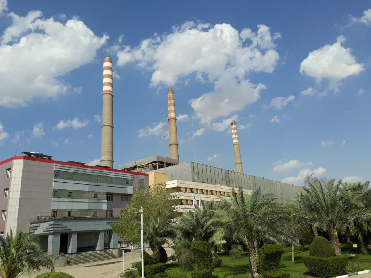 تولید برق نیروگاه رامین اهواز  25 درصد افزایش یافت