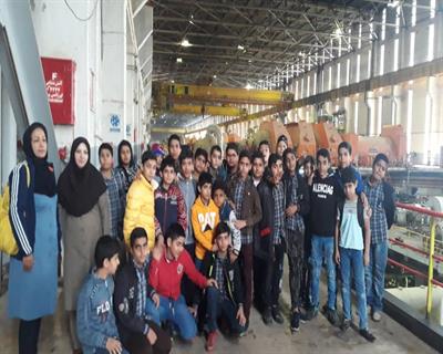 بازدید دانش آموزان آموزشگاه علامه اهواز از روند تولید برق در  نیروگاه رامین